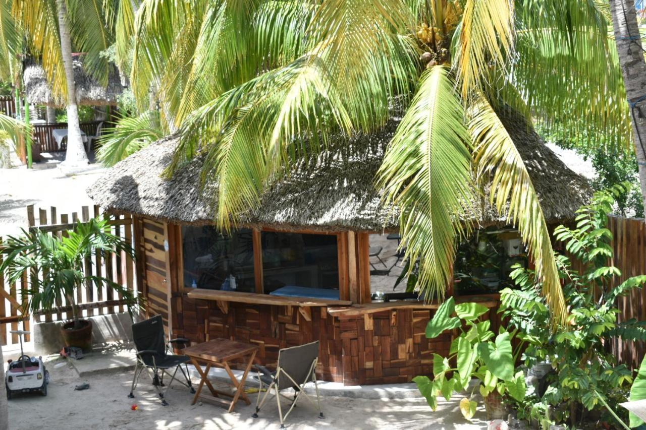 Ah Muzenkab Hotel El Cuyo Exterior foto